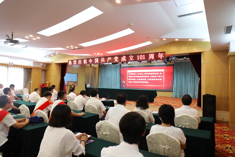 4-220F4164945222 EMC易倍(中国区)官方网站